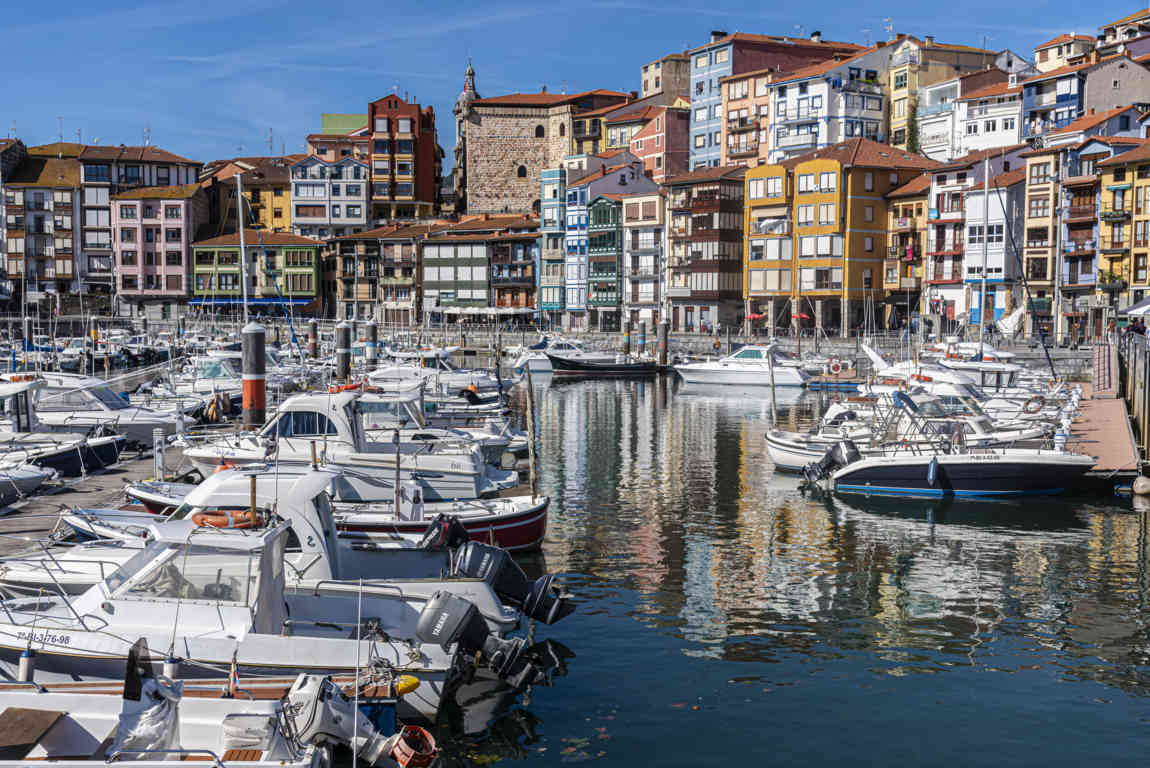 Vizcaya - Bermeo 02 - puerto.jpg